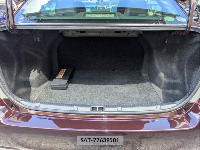 Toyota COROLLA AXIO 2013-10 8875094-15
