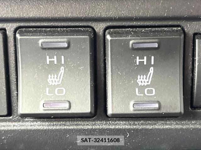 Toyota COROLLA CROSS 2024-04 8873988-5
