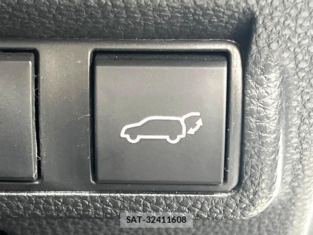 Toyota COROLLA CROSS 2024-04 8873988-6