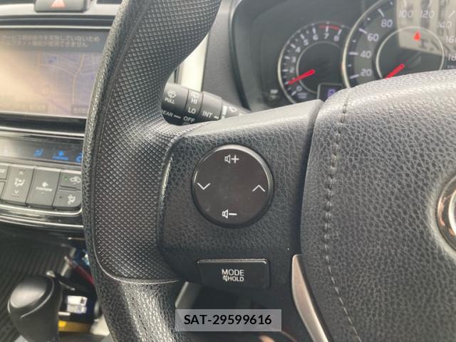 Toyota COROLLA FIELDER 2018-02 8872795-11