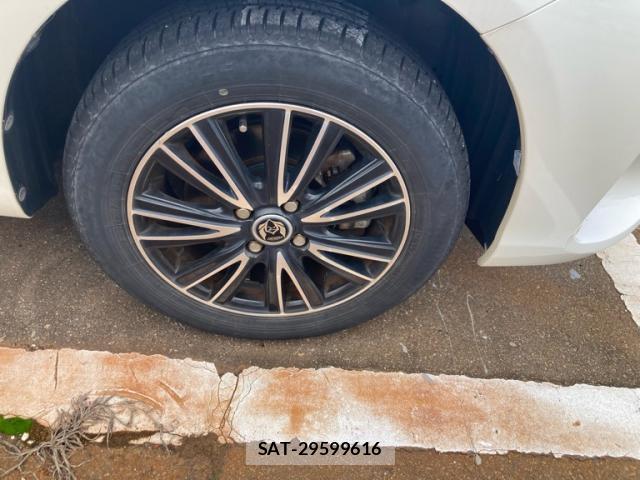 Toyota COROLLA FIELDER 2018-02 8872795-4