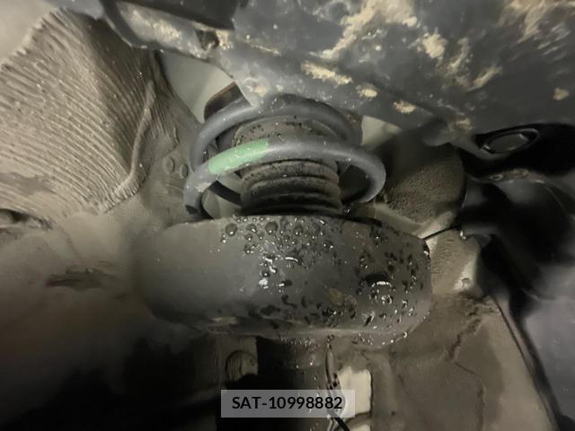 Toyota COROLLA TOURING 2021-04 8875059-19