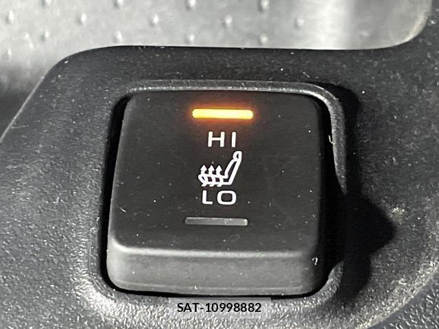 Toyota COROLLA TOURING 2021-04 8875059-3