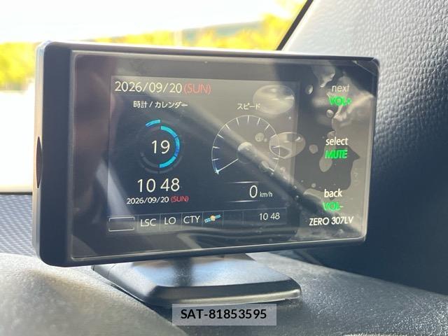 Toyota COROLLA TOURING 2020-05 8875647-18