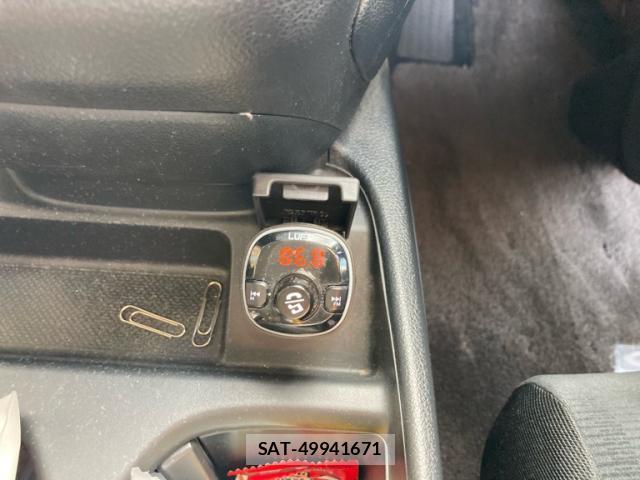 Honda CR-Z 2013-12 8873407-16