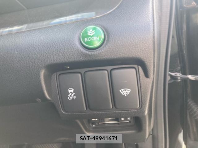 Honda CR-Z 2013-12 8873407-9