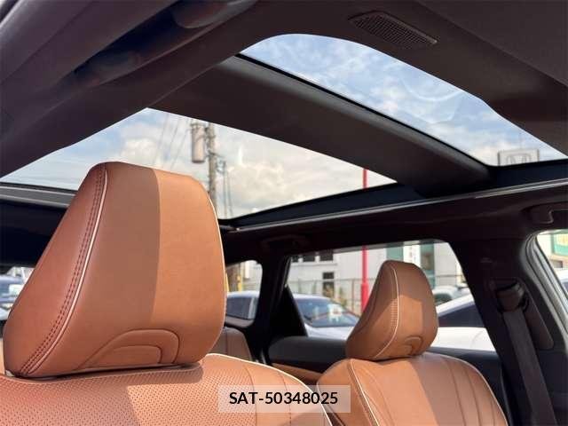 Toyota CROWN ESTATE 2025-08 8875760-11