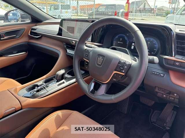Toyota CROWN ESTATE 2025-08 8875760-12