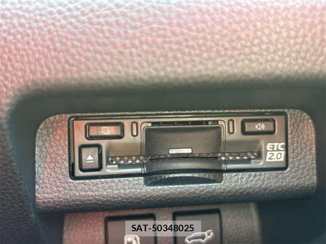 Toyota CROWN ESTATE 2025-08 8875760-15