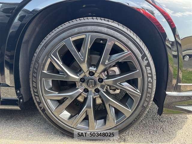 Toyota CROWN ESTATE 2025-08 8875760-2