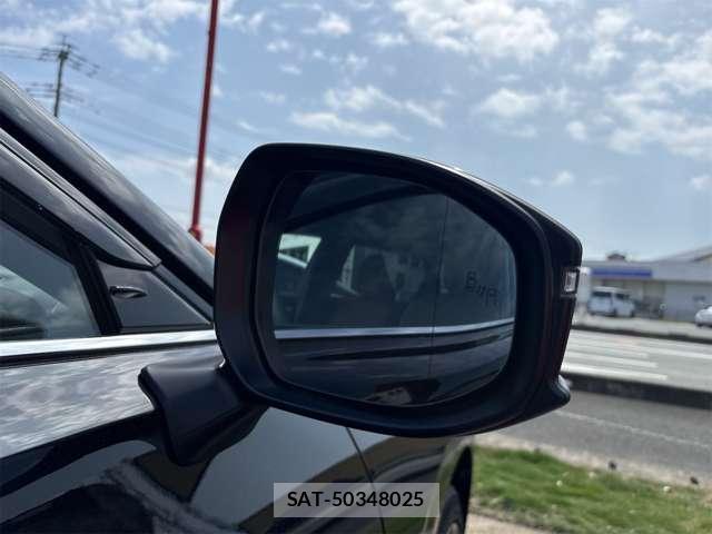 Toyota CROWN ESTATE 2025-08 8875760-3