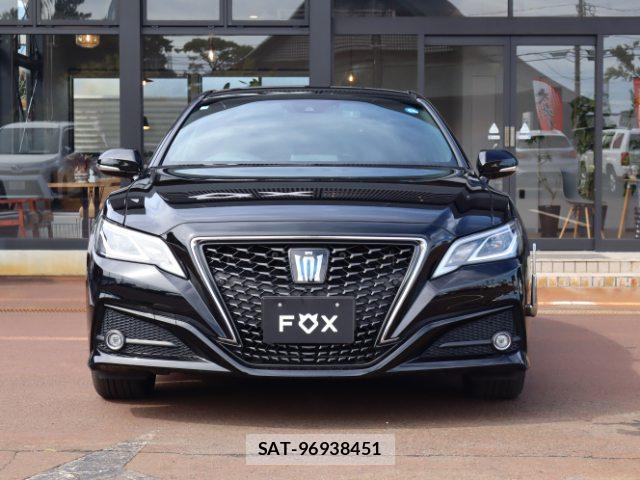 Toyota CROWN HYBRID 2019-04 8872548-1