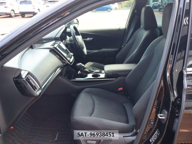 Toyota CROWN HYBRID 2019-04 8872548-16