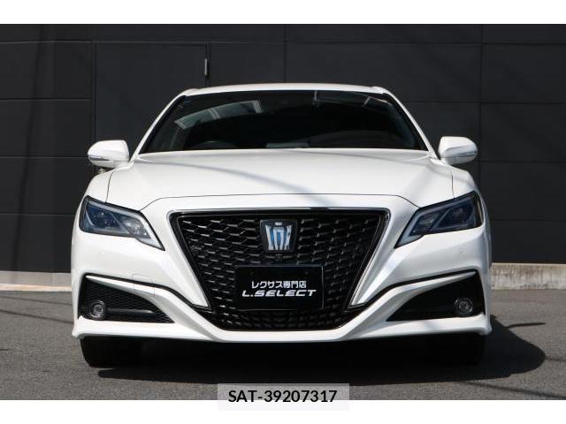 Toyota CROWN HYBRID 2020-03 8872782-11