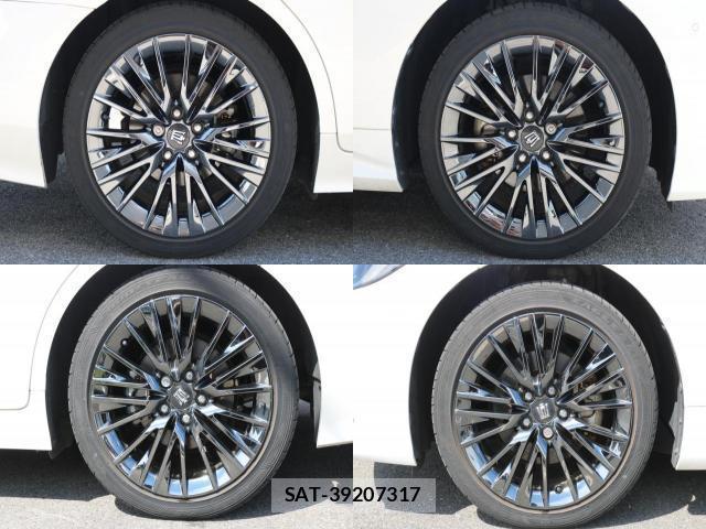 Toyota CROWN HYBRID 2020-03 8872782-8