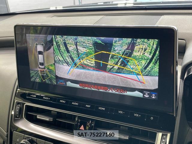 Toyota CROWN HYBRID 2022-03 8872845-3