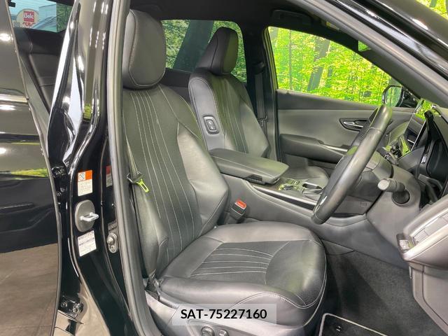 Toyota CROWN HYBRID 2022-03 8872845-7