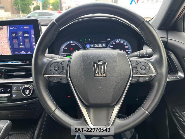 Toyota CROWN HYBRID 2021-04 8873271-11