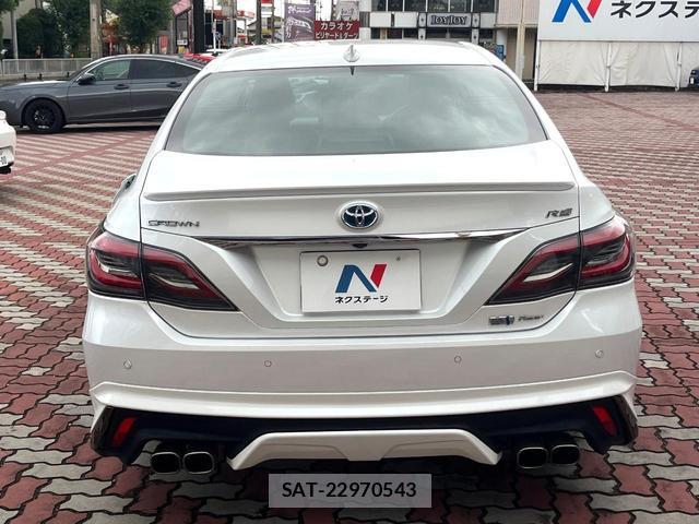 Toyota CROWN HYBRID 2021-04 8873271-14