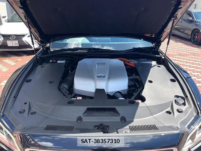Toyota CROWN HYBRID 2019-08 8873273-17