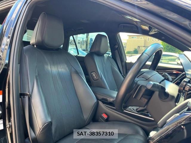 Toyota CROWN HYBRID 2019-08 8873273-7