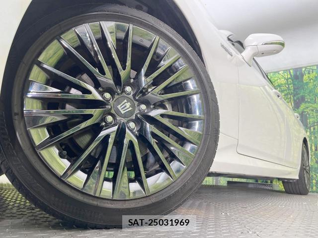 Toyota CROWN HYBRID 2020-03 8873595-12
