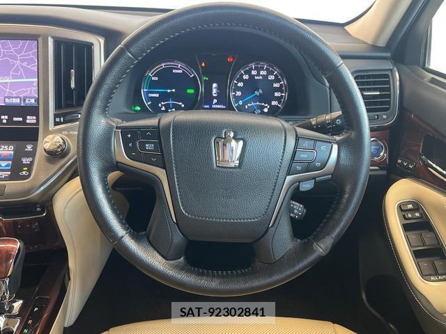 Toyota CROWN HYBRID 2013-04 8874190-8