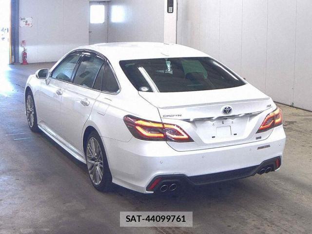 Toyota CROWN HYBRID 2021-09 8874220-1