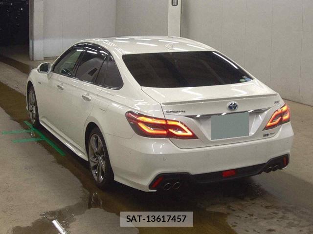Toyota CROWN HYBRID 2018 8874229-1