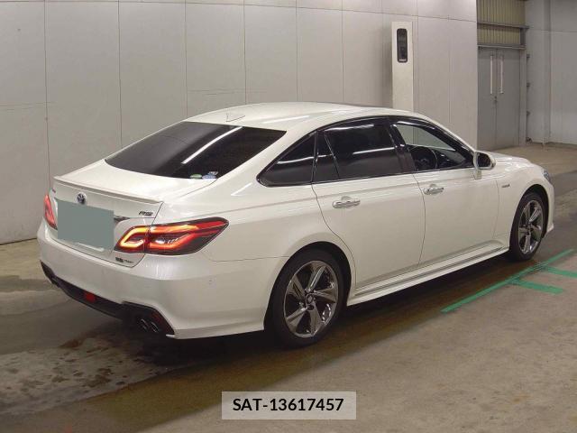 Toyota CROWN HYBRID 2018 8874229-4