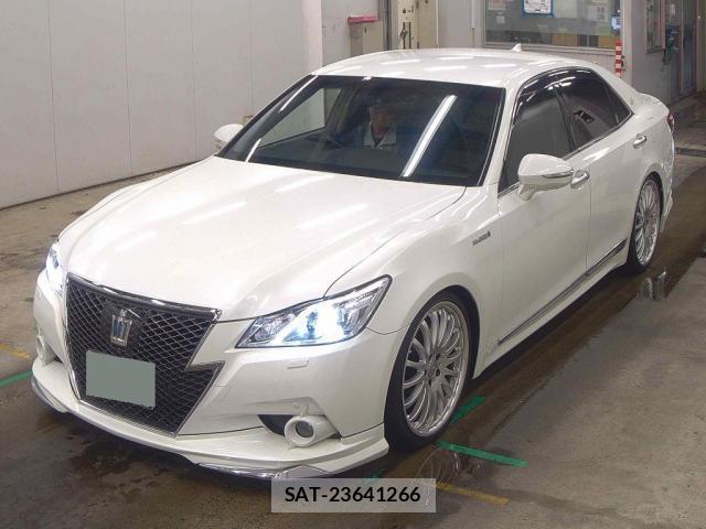 Toyota CROWN HYBRID 2015 8874230-0