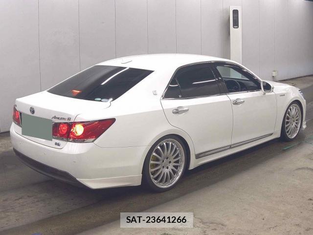 Toyota CROWN HYBRID 2015 8874230-4