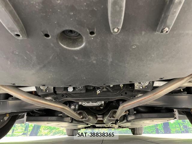 Toyota CROWN HYBRID 2019-06 8874696-18
