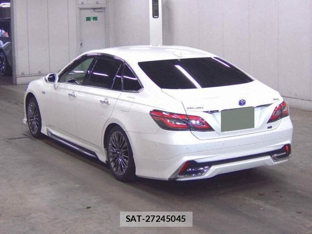Toyota CROWN HYBRID 2018-09 8874765-1