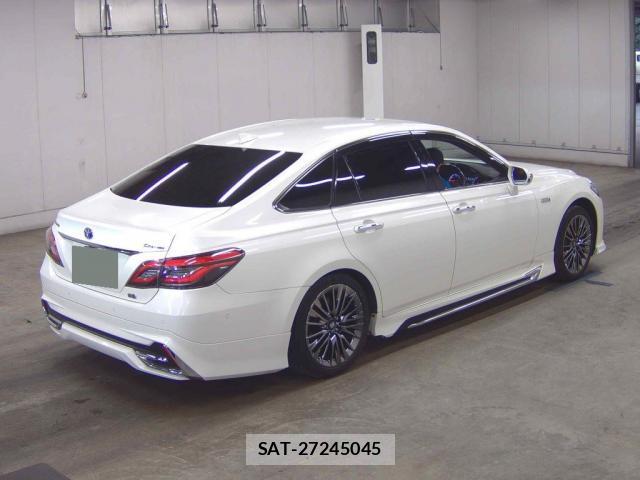 Toyota CROWN HYBRID 2018-09 8874765-3