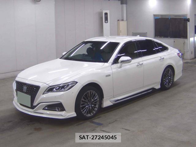 Toyota CROWN HYBRID 2018-09 8874765-4