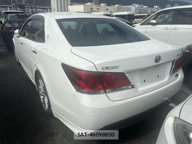 Toyota CROWN HYBRID 2013-04 8875132-2