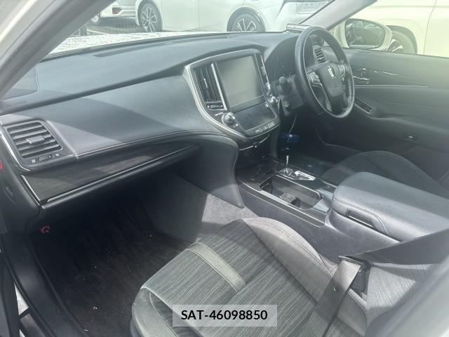 Toyota CROWN HYBRID 2013-04 8875132-4