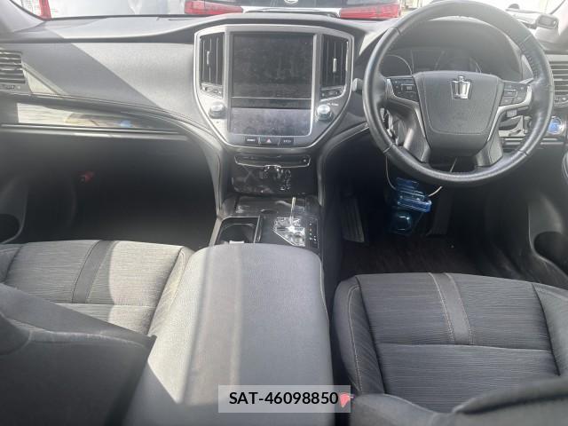 Toyota CROWN HYBRID 2013-04 8875132-8