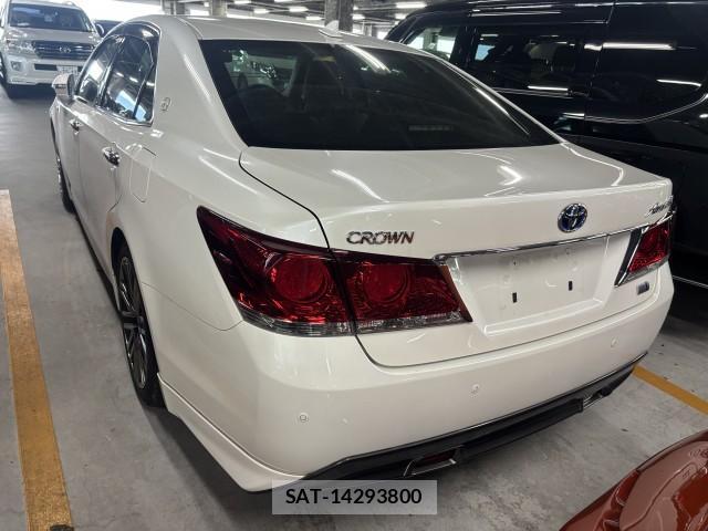 Toyota CROWN HYBRID 2013-02 8875150-3