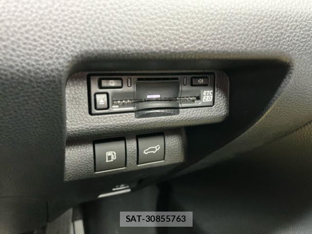 Toyota CROWN 2026-03 8873412-16