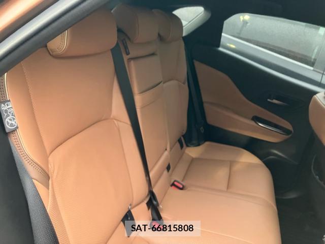 Toyota CROWN 2024-06 8873477-11