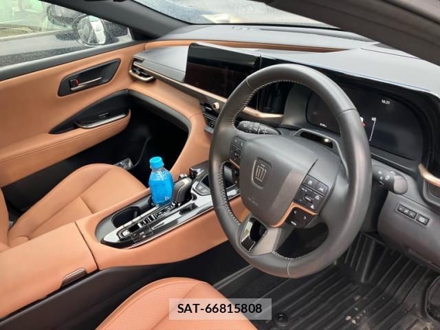 Toyota CROWN 2024-06 8873477-15
