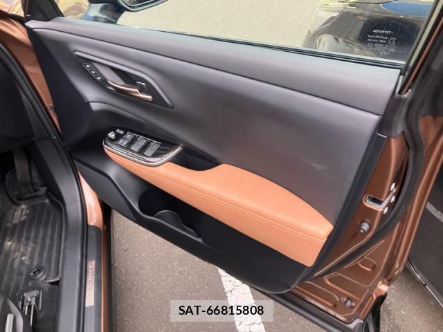 Toyota CROWN 2024-06 8873477-16