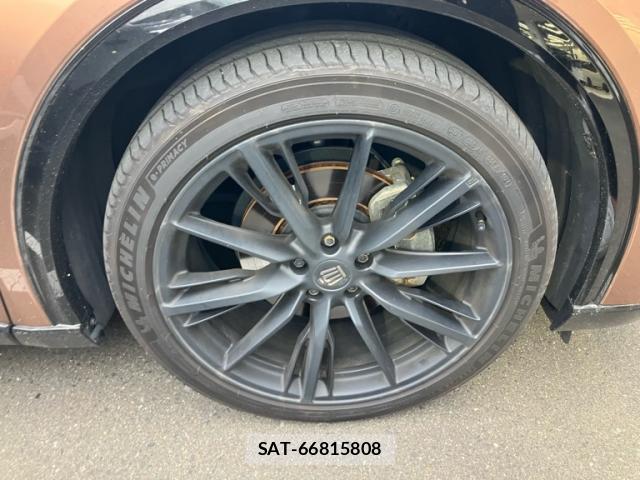 Toyota CROWN 2024-06 8873477-3