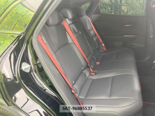 Toyota CROWN 2024-06 8873583-8