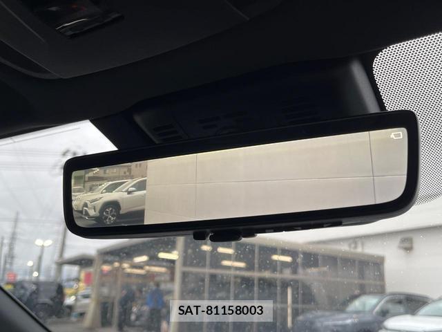 Toyota CROWN 2024-06 8874273-4
