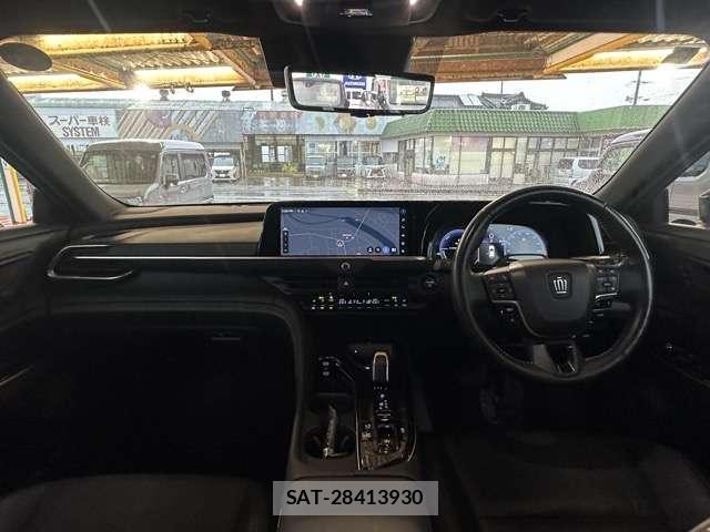 Toyota CROWN 2024-12 8875595-6