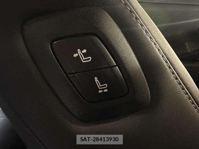 Toyota CROWN 2024-12 8875595-7