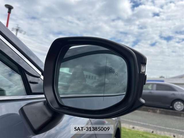 Toyota CROWN 2024-08 8875761-3